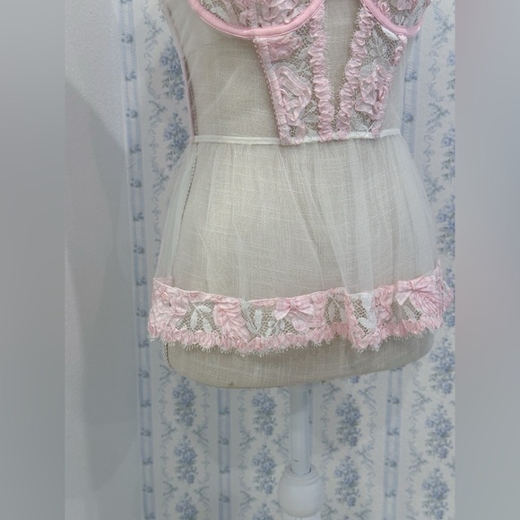 Victoria's Secret Designer babydoll bustier cami top - Picture 3 of 7